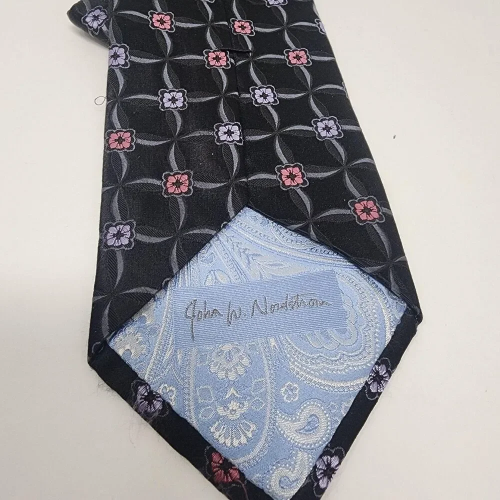 John W. Nordstrom Tie Mens One Size Black Silk Geometric Floral Made In USA
